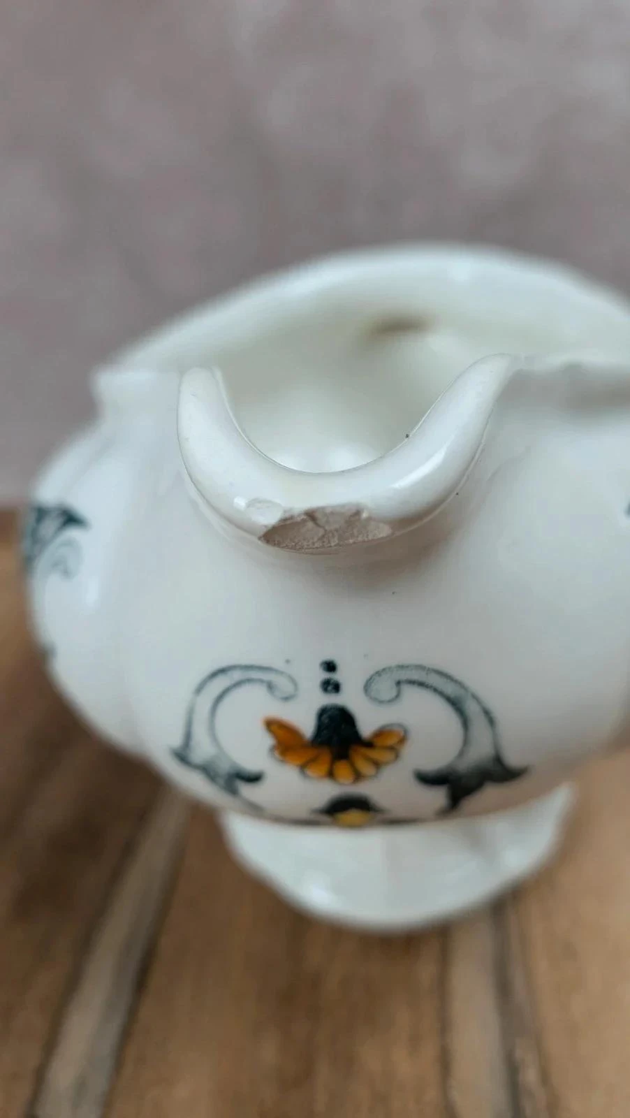 Longchamp vintage floral decorated sauce boat + saucer – photo 7
